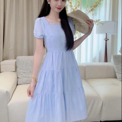Vestido de algodão e seda, cintura marcada, saia longa, mangas bufantes, tecido sintético de algodão, saia ampla, elegante vestido longo de verão para viagens.