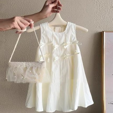 82Vestido infantil branco elegante
