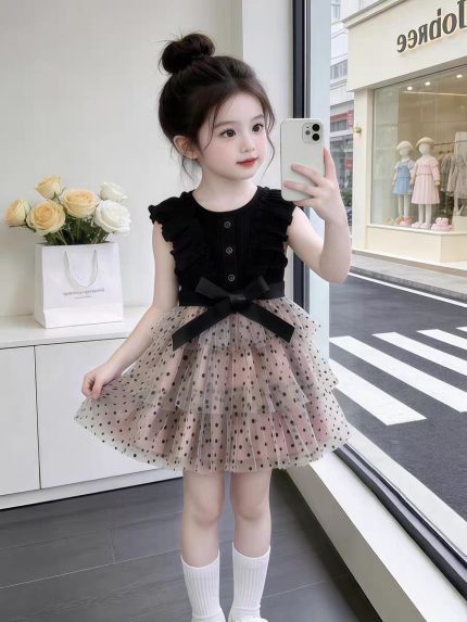 73Vestido infantil preto estiloso