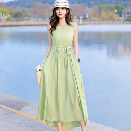 098Vestido verde elegante e versátil